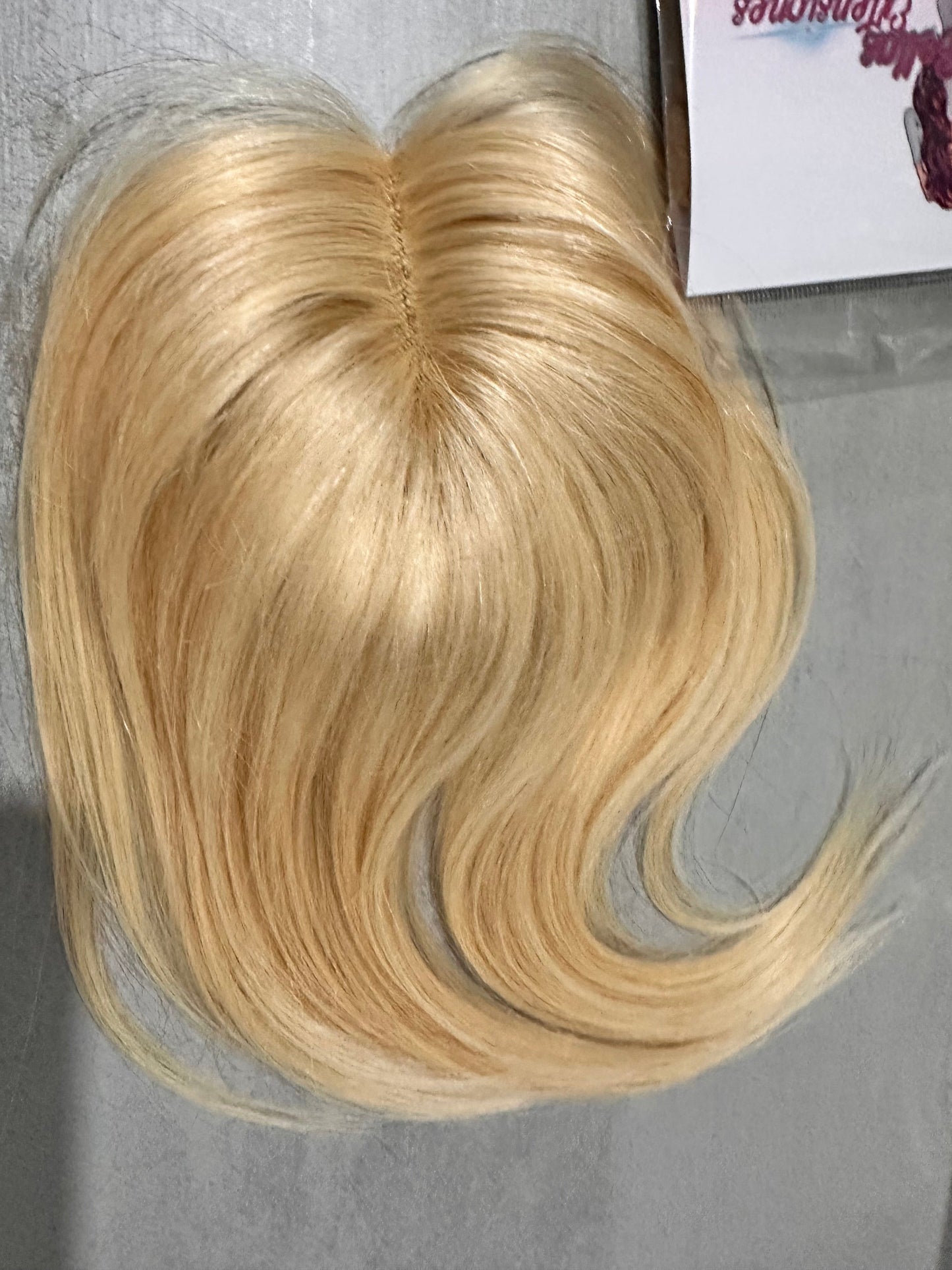 Topper Capilar de Cabello Humano – Rubio Platino (25 cm)