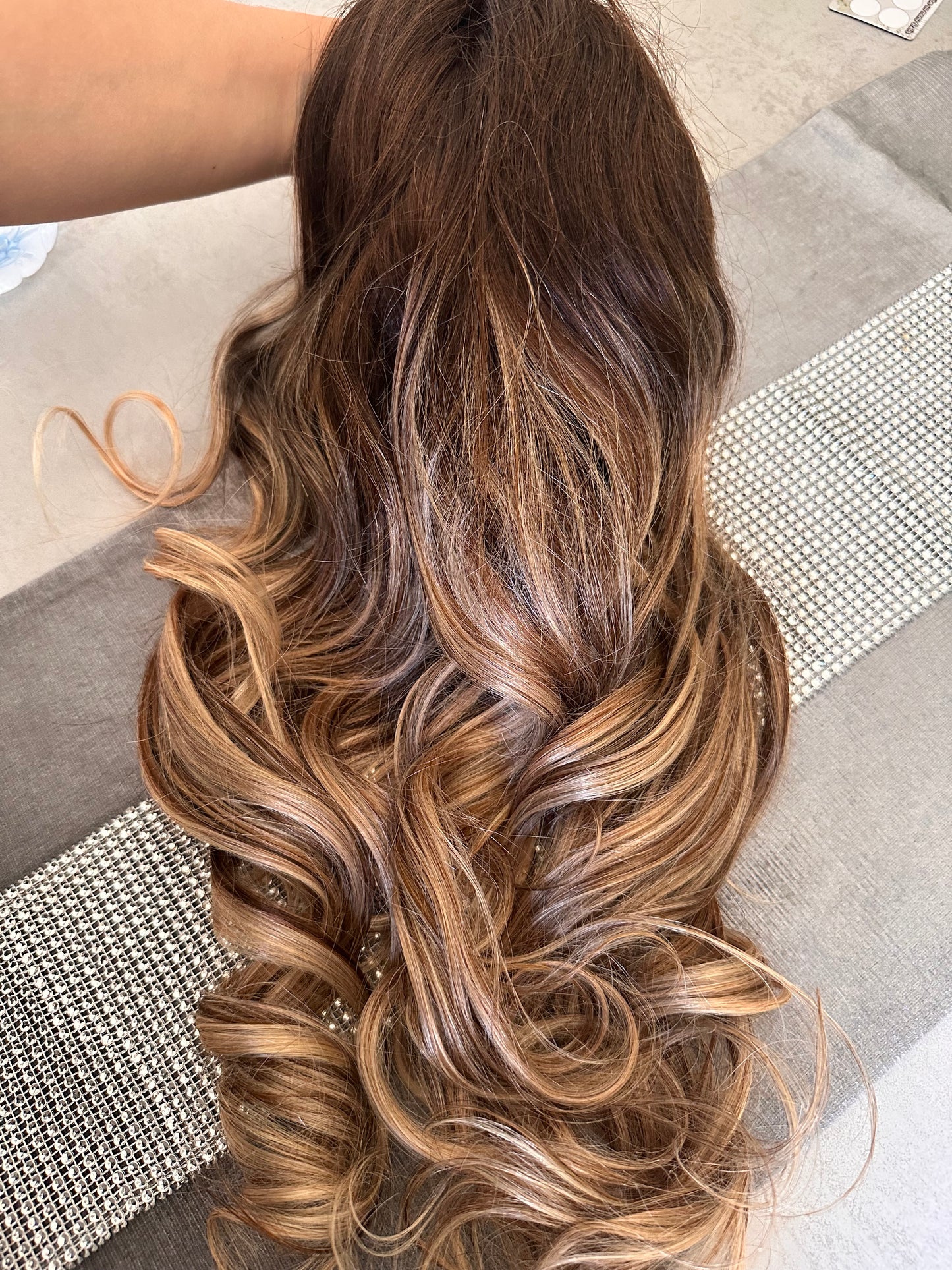 Peluca Lace Front 13x4 - Balayage Ceniza Ondulado (100% Cabello Humano) AROA