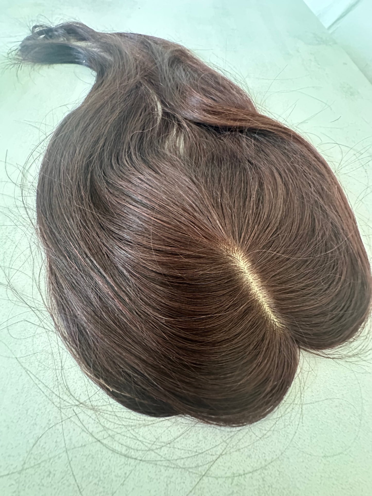 Topper de Pelo Humano 100% – Base de Seda 13x15 cm (50cm) Marrón