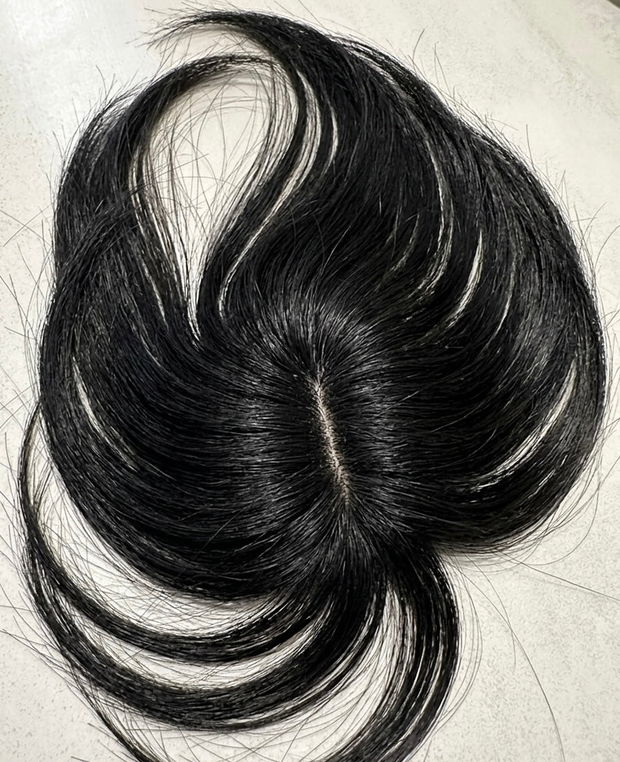 Topper de Cabello Humano 30cm con Flequillo – Volumen Instantáneo y Look Renovado