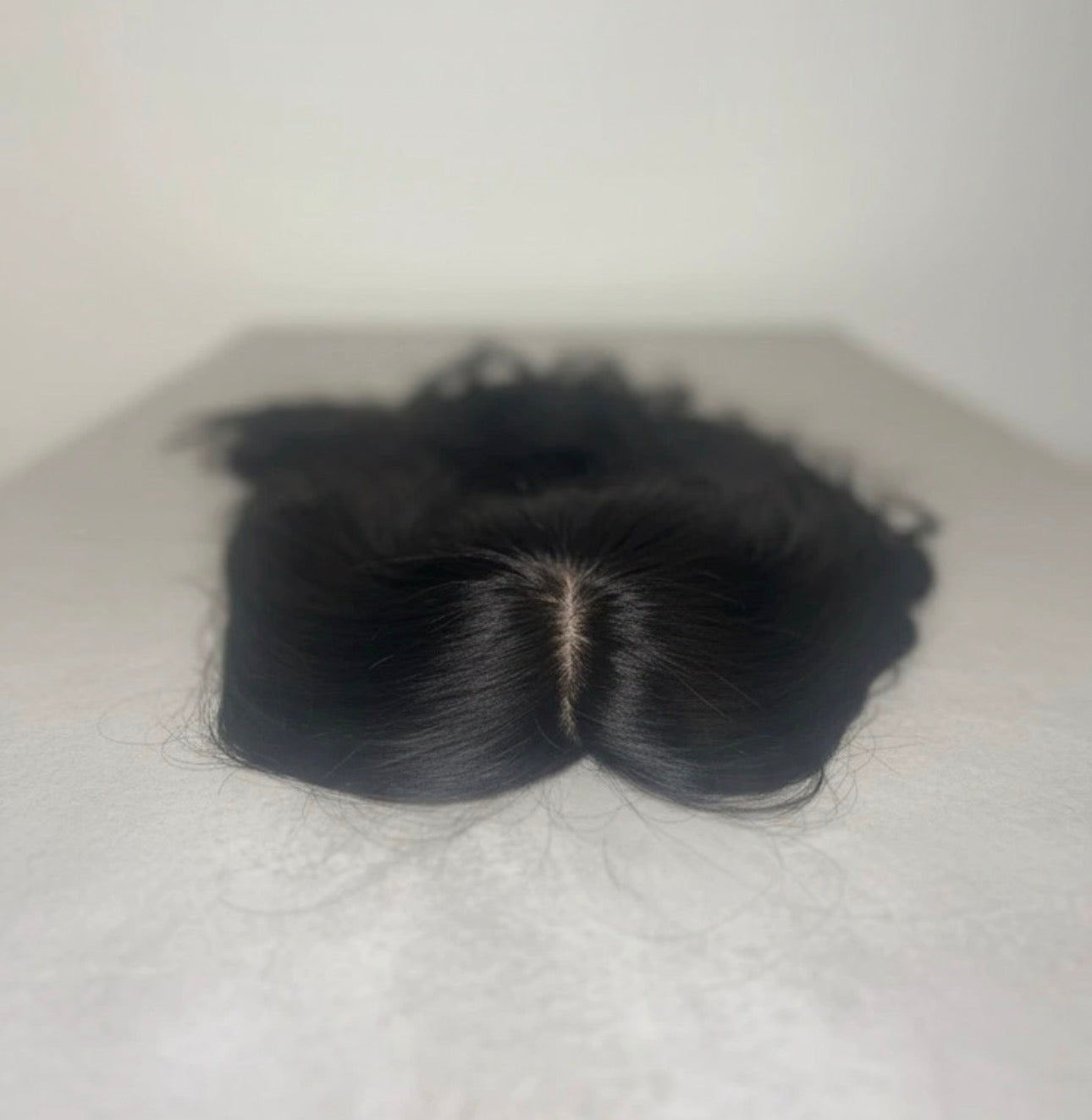 Topper de Cabello Humano Volumen y Naturalidad Instantánea base de SEDA (40cm)