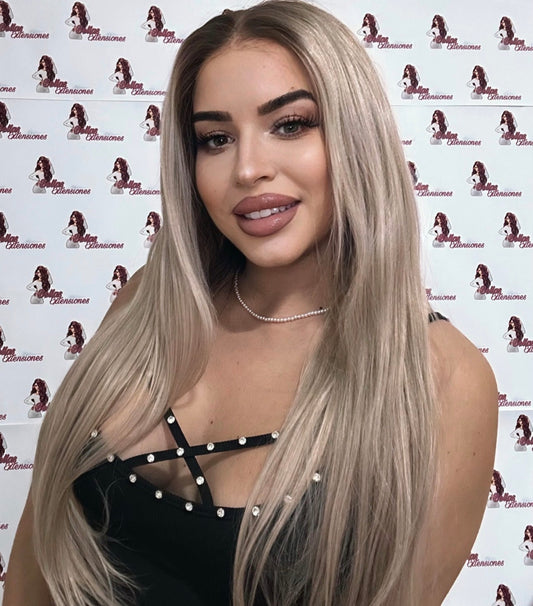 Peluca Lace Front de Cabello Humano 13x4 – Rubio Ceniza con Raíz Oscura (65cm) - MELY