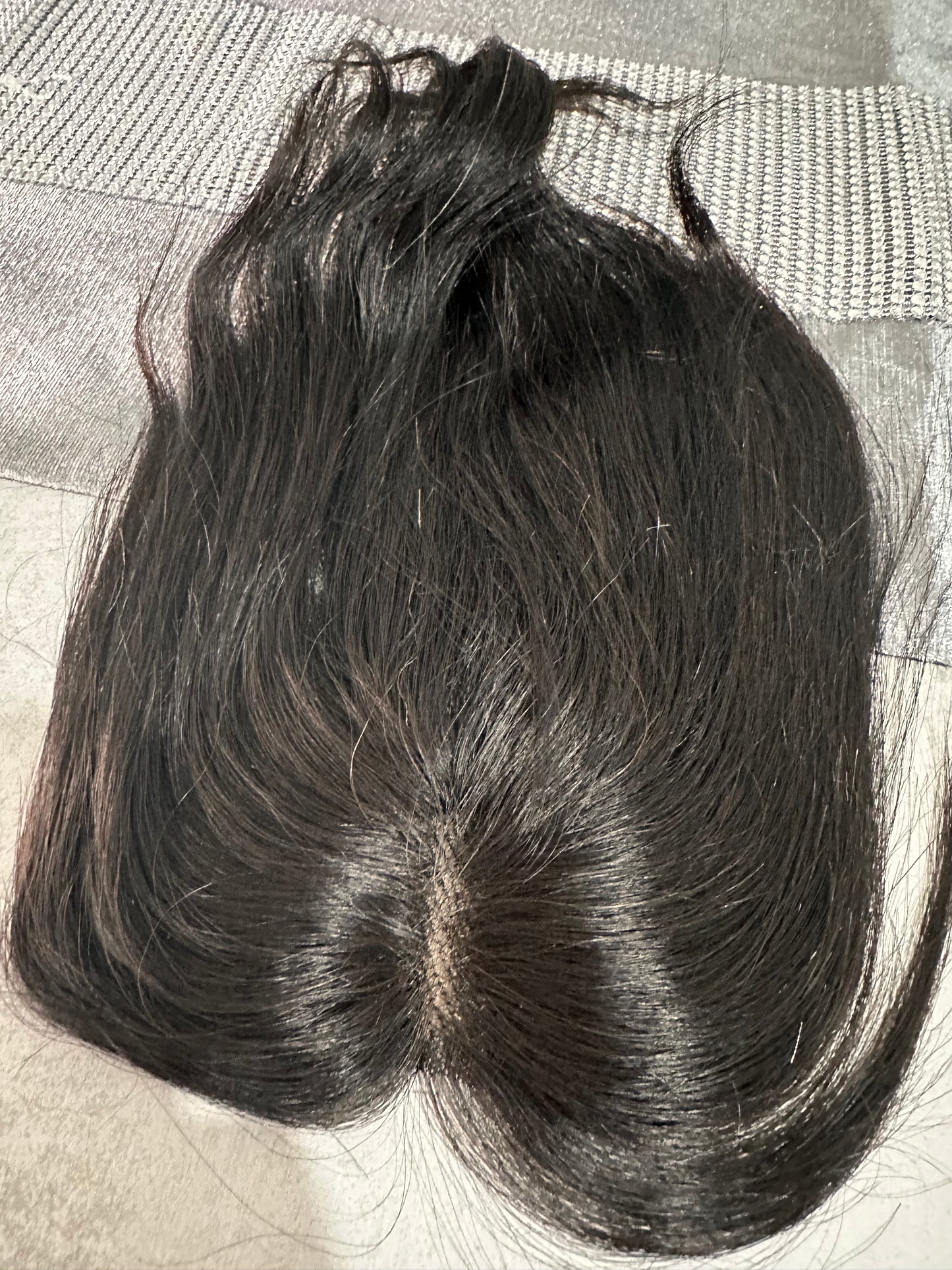 Topper de Cabello Humano Natural – Cobertura y Volumen (25 cm)